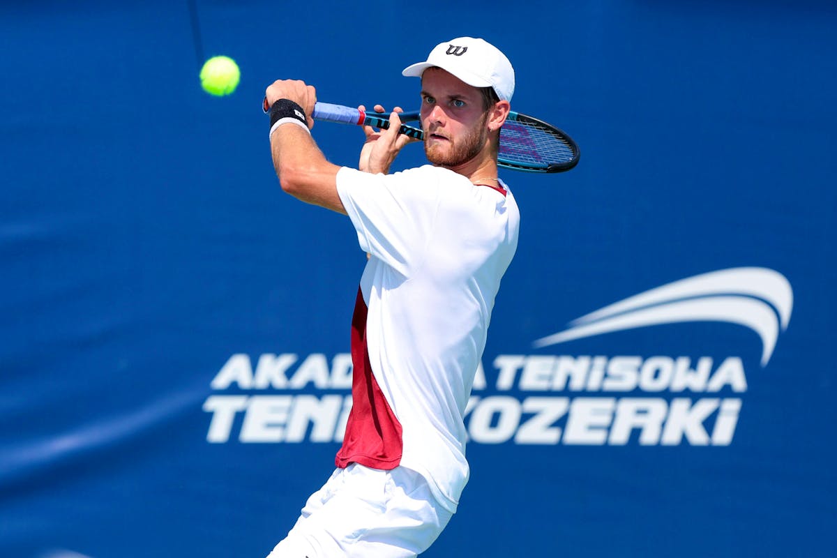 Tennis : Mats Rosenkranz disqualifié à Hersonissos après une pause douche inattendue