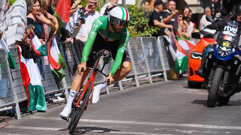 Tour d’Espagne 2024 : victoire de Filippo Ganna lors d’une étape marquée par des manifestations et des tensions sécuritaires