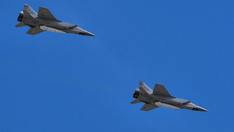Incursion russe dans l’espace aérien estonien : trois MIG-31 interceptés, l’OTAN réagit et l’Estonie demande des consultations