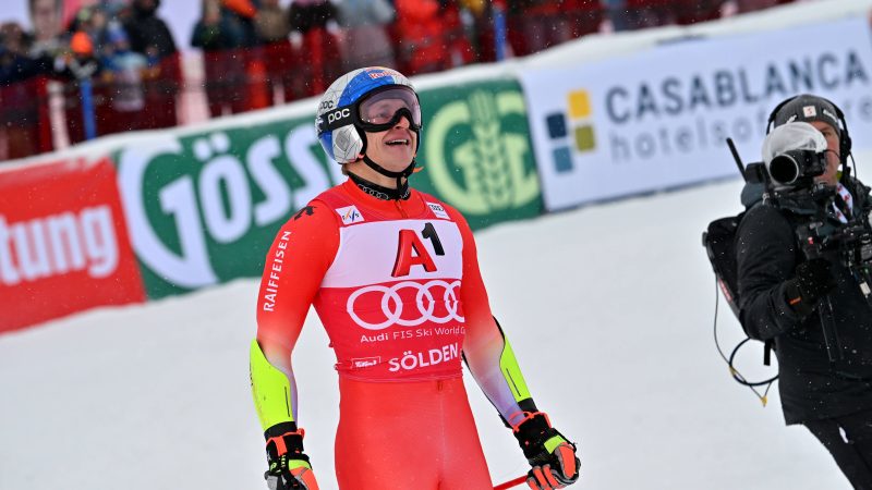Marco Odermatt s’impose au géant de Sölden et lance la Coupe du monde 2025-2026