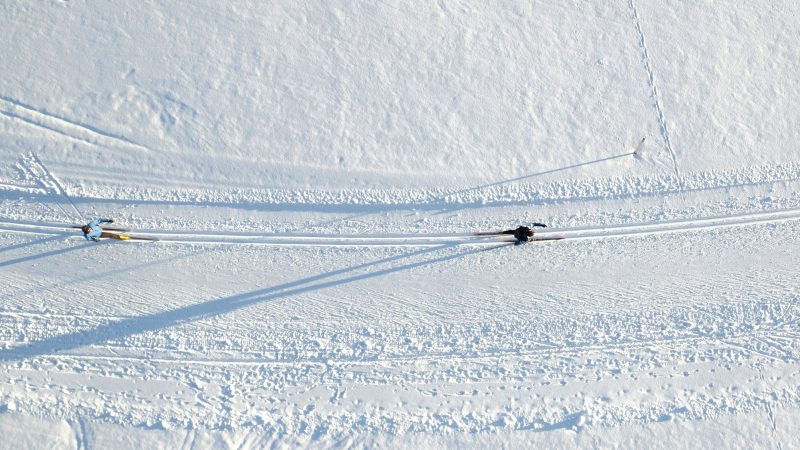 L’Empa appelle à bannir les farts contenant des PFAS et à privilégier des alternatives sans fluor – résultats préoccupants de l’Engadine 2025