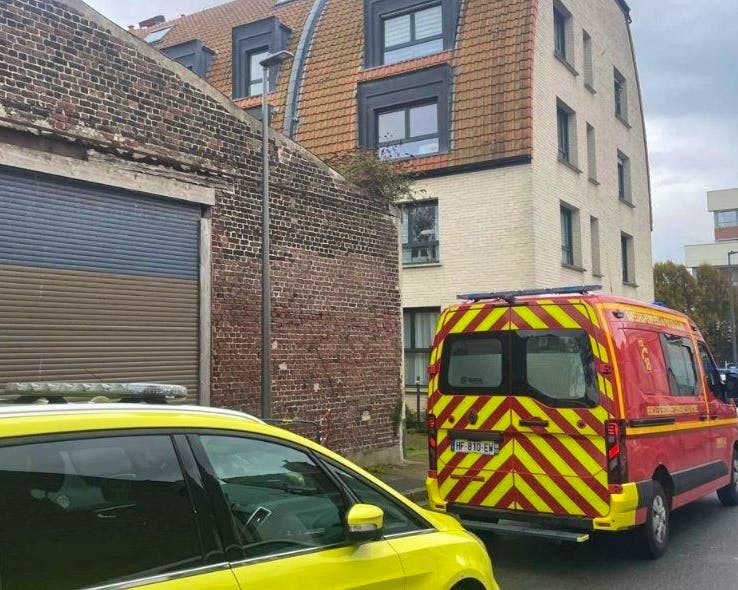 Féminicide à Calais : une mère de 39 ans tuée devant son domicile, enquête en cours