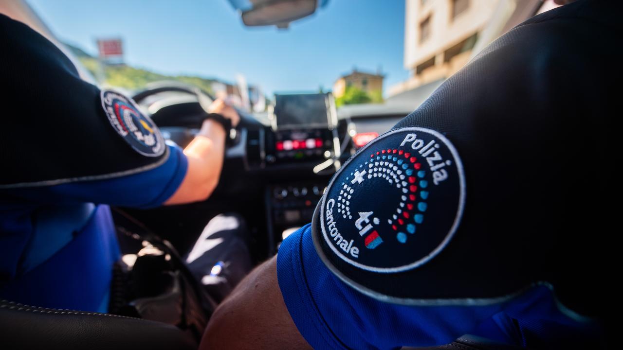 Un policier cantonal soupçonné dans une série d’attaques contre des radars au Tessin